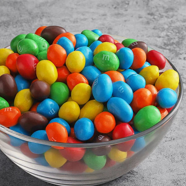 M&MS Chocolate Candy - Roasted Peanut and Real Milk Chocolate Candy - 5 Pound - Bulk Candy (Pack of 1)